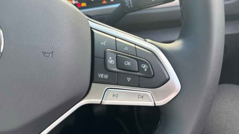 Volkswagen T-Roc 1.0 TSI 115 Life 5dr Petrol Hatchback